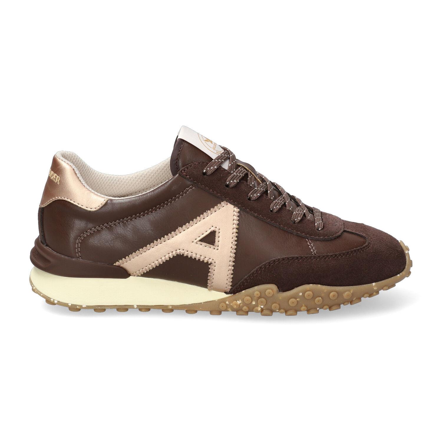 lacets femme modèle Kapri marron - Mephisto